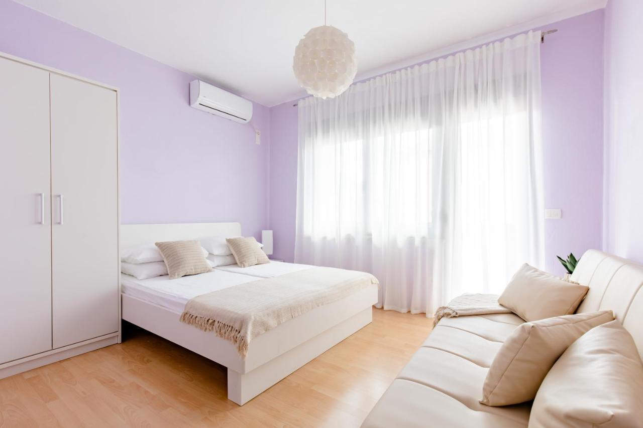 Mara Apartment